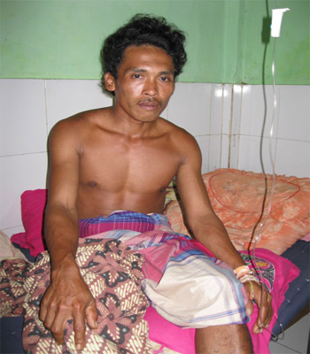 main hakim sendiri